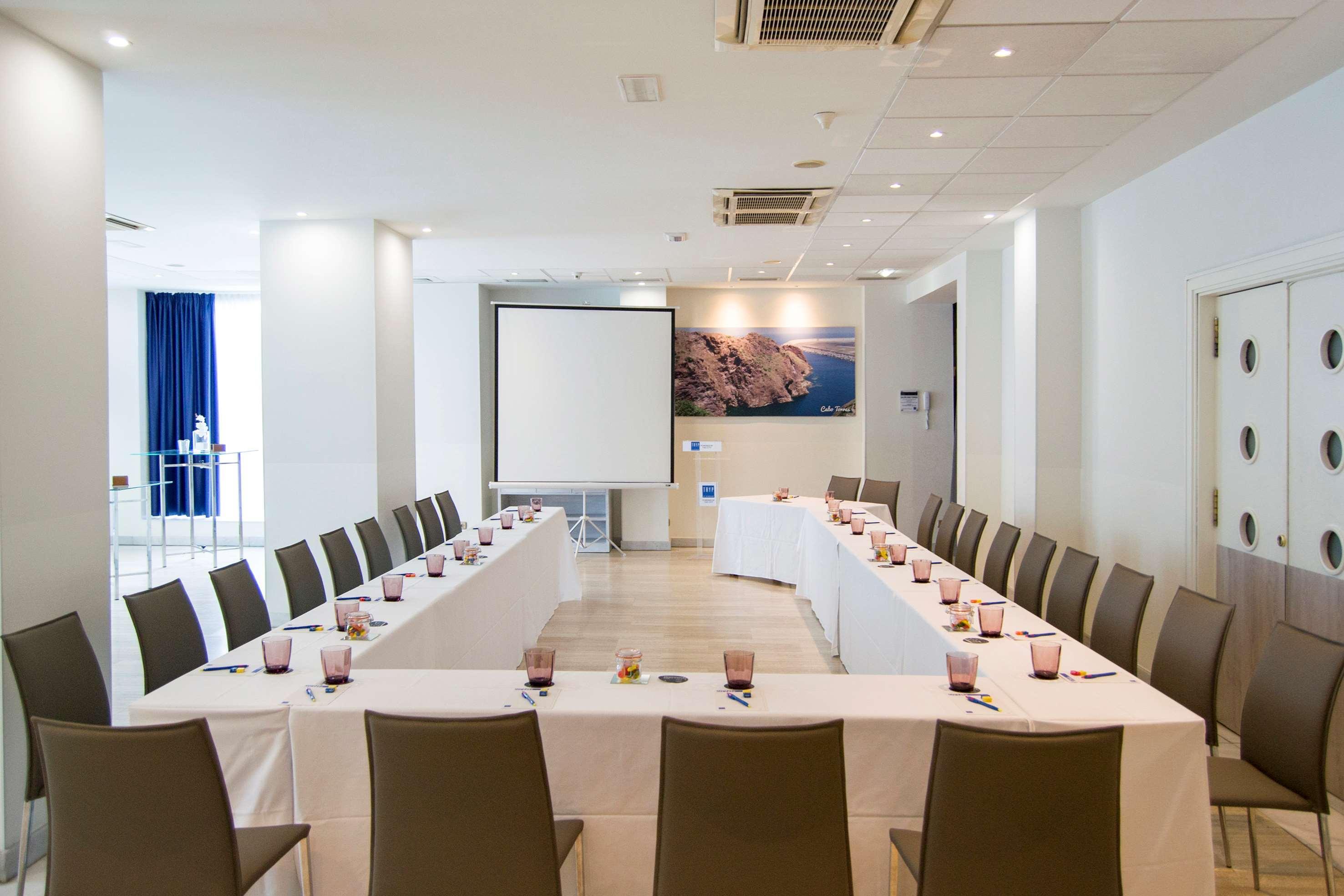 Novotel Corso Giulio Cesare Hotel